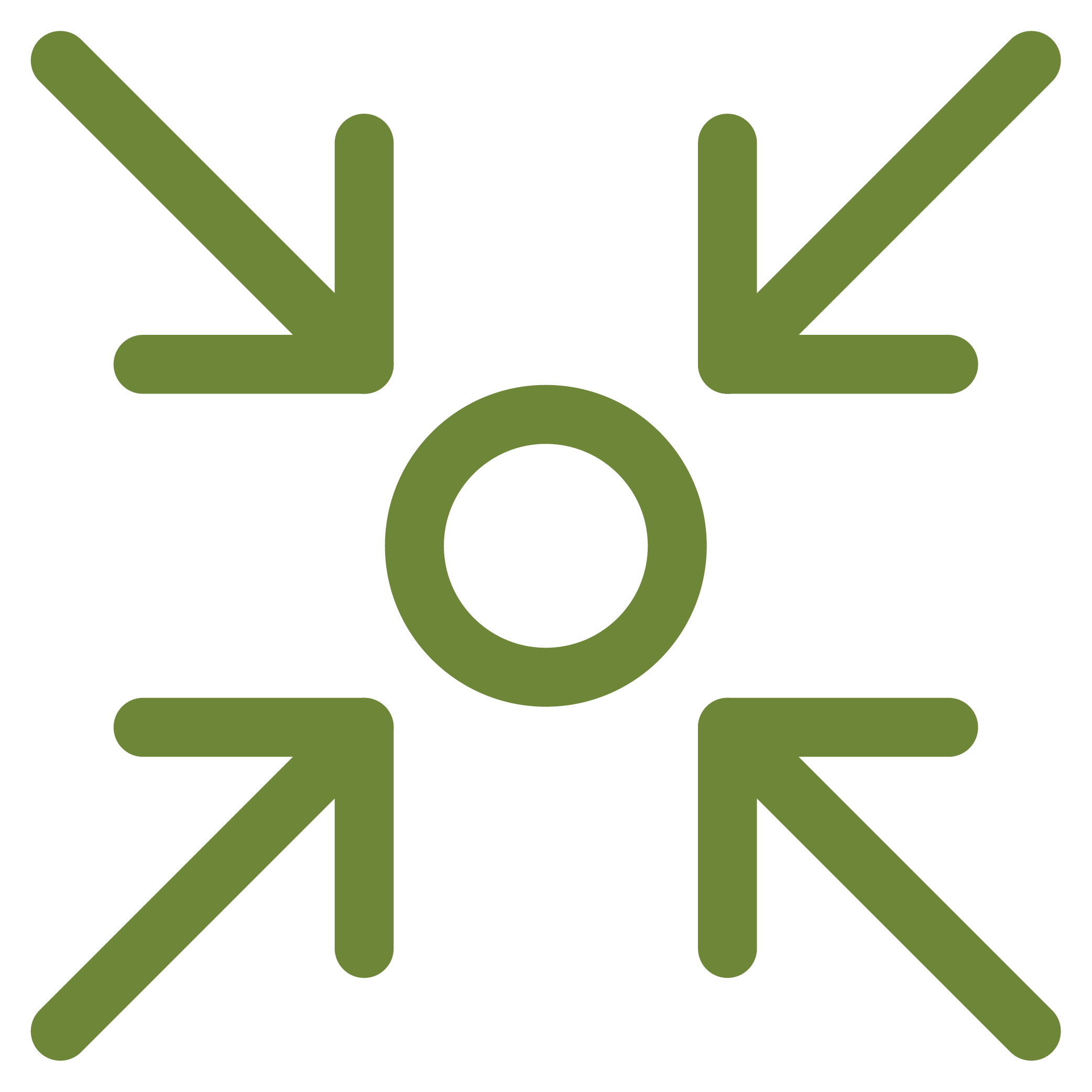 Outlined icon of arrows pointing at circle in middle